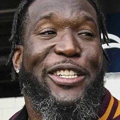 Brian Orakpo height profile photo