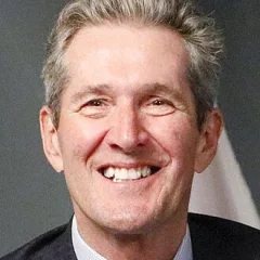 Brian Pallister height profile photo