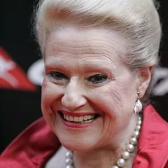 Bronwyn Bishop height profile photo