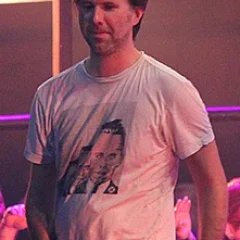 Brooks Wackerman height profile photo