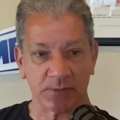 Bruce Buffer height profile photo