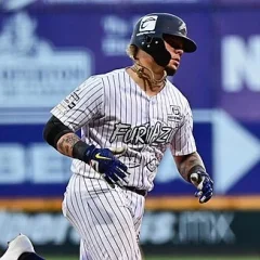 Bruce Maxwell height profile photo
