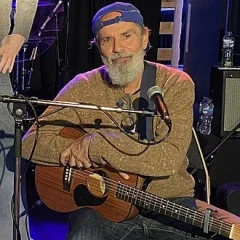 Bruce Sudano height profile photo