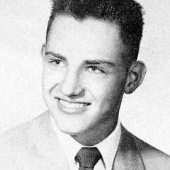 Bruce W. Klunder height profile photo