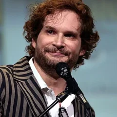 Bryan Fuller height profile photo
