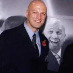 Bryan Gunn height profile photo