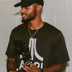 Bryson Tiller height profile photo