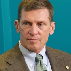 Buddy Teevens height profile photo
