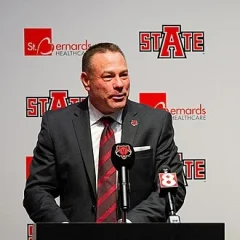 Butch Jones height profile photo