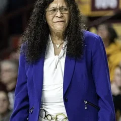 C. Vivian Stringer height profile photo
