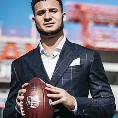 Caleb Farley height profile photo