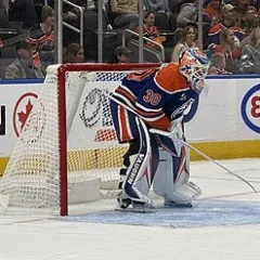 Calvin Pickard height profile photo