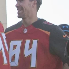 Cameron Brate height profile photo