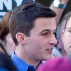 Cameron Kasky height profile photo