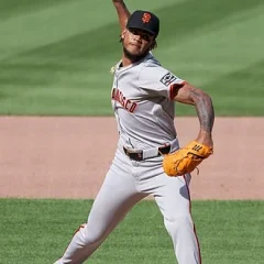 Camilo Doval height profile photo