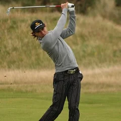Camilo Villegas height profile photo