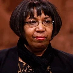 Candy Carson height profile photo