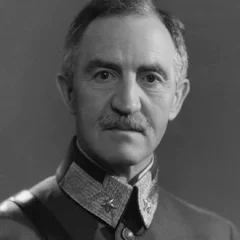 Carl Gustav Fleischer height profile photo