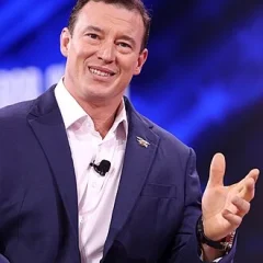 Carl Higbie height profile photo