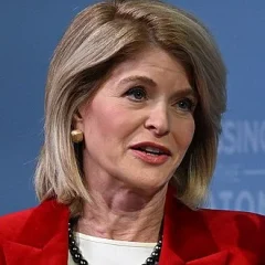 Carla Sands height profile photo