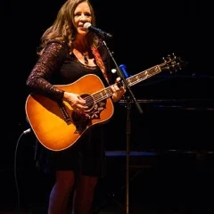Carlene Carter height profile photo