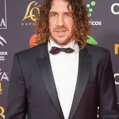 Carles Puyol height profile photo