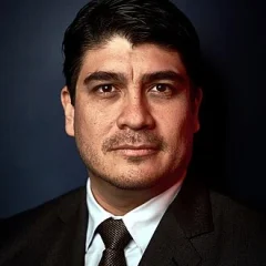 Carlos Alvarado Quesada height profile photo