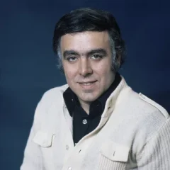 Carlos do Carmo height profile photo