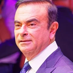 Carlos Ghosn height profile photo