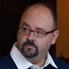 Carlos Ruiz Zafón height profile photo