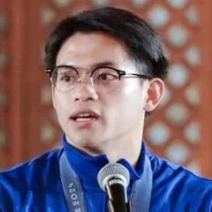 Carlos Yulo height profile photo
