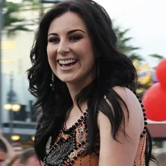 Carly Smithson height profile photo