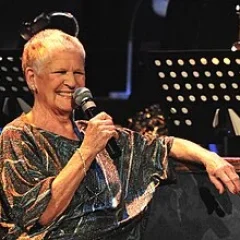 Carmen Moreno (singer) height profile photo