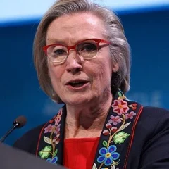Carolyn Bennett height profile photo