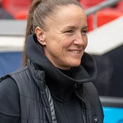 Casey Stoney height profile photo