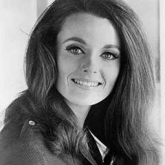 Celeste Yarnall height profile photo