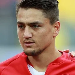 Cengiz Ünder height profile photo