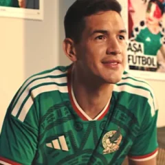 César Montes height profile photo