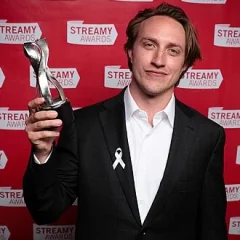 Chad Hurley height profile photo