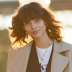 Charlee Fraser height profile photo