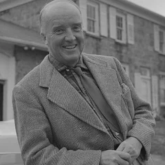 Charles Best (medical scientist) height profile photo