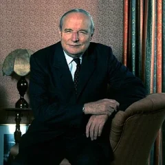 Charles Gordon-Lennox, 10th Duke of Richmond height profile photo
