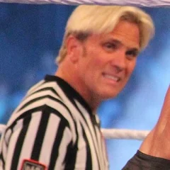 Charles Robinson (referee) height profile photo