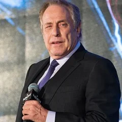 Charles Roven height profile photo