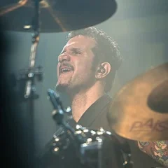 Charlie Benante height profile photo