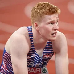 Charlie Dobson height profile photo