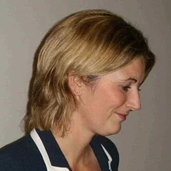 Charlotte Edwards height profile photo