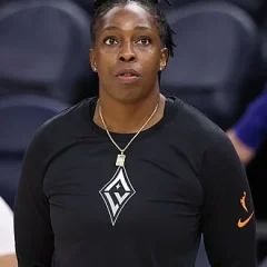 Chelsea Gray height profile photo