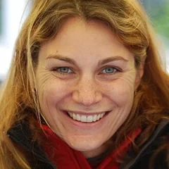 Cheryl Pounder height profile photo