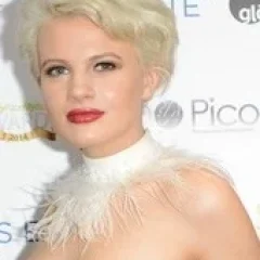 Chloe Jasmine height profile photo